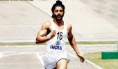 Farhan Akhtar: I'd like to act in a remake of Deewar