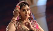 PIX: Madhuri Dixit pays tribute to Meena Kumari