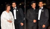 PIX: Shah Rukh-Priyanka attend Karan Johar's bash