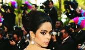 PIX: Bollywood gals with the SEXIEST backs!