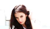 PIX: Evelyn Sharma's SEXY moves in Nautanki Saala