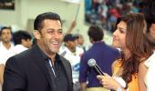 Salman wins, Sridevi loses at weekend cricket matches