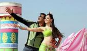 Review: Himmatwala is strictly for one-time laughs