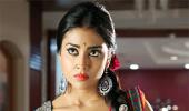 Shriya Saran's bold act in Pavitra