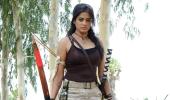 'Priyamani has acted like a hero in Chandee'