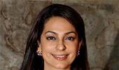 Juhi Chawla: I found Amitabh's character dull in Yudh