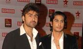 Raj Babbar wants movie project for sons Prateik, Aarya!