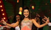 PIX: Gauahar, Arjun perform at Music Mirchi Top 20