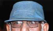 Sadma director Balu Mahendra passes away