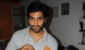 PIX: Akshay Oberoi's Pizza party at Rediff!