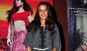 PIX: Neha Dhupia, Kalki at Ankhon Dekhi screening