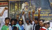 PIX: Rajinikanth fever grips Mumbai