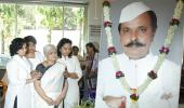 PIX: Bollywood says farewell to Sadashiv Amrapurkar