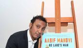 Why Aasif Mandvi learnt to 'patank'