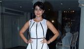 The HOT ladies' club! Shriya Saran, Raveena party together