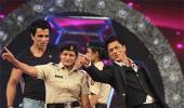 PIX: Shah Rukh, Priyanka, Deepika dance for the Mumbai Police