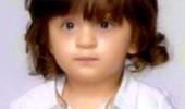 AbRam imitates dad Shah Rukh Khan's signature pose