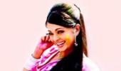 Quiz Time: Which Holi song has been picturised on Aishwarya?