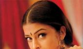 Aishwarya's 10 unique JAZBAAS!