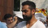 Dharmendra, Sunny mourn at Abhay Deol's father's funeral