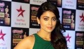 PIX: Shriya Saran, Sonam, Bachchans at Star Screen awards