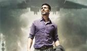 Airlift Review: Akshay is impressive