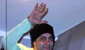 Salman Khan celebrates Eid with fans, family