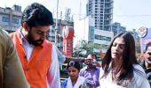 PIX: Abhishek-Aishwarya visit Siddhivinayak temple