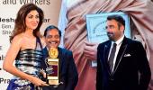 PIX: Shilpa, Juhi, Manisha, Raveena win awards