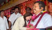 PIX: Jaya Prada pays her last respects to Dasari