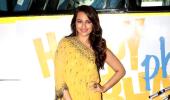 This is what makes Sonakshi HAPPY!