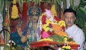 Vivek Oberoi's family at the Ganpati visarjan