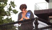 PIX: Shah Rukh greets his fans on Eid!