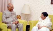 President Ram Nath Kovind meets Lata Mangeshkar