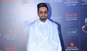 PIX: Like Ayushmann's red carpet look?