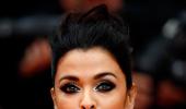 Cannes: Oops, Aishwarya does it again!