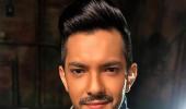 Watch: Aditya Narayan sing!