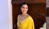 PIX: Kajol plays sindoor khela with Karan Johar