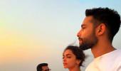 Hmmm... Deepika-Siddhant enjoy sunset together