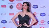 Ankita pays tribute to Sushant at Zee Rishtey Awards