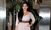 Where did Vidya, Farhan, Shibani party?