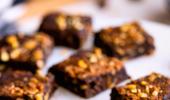 Recipe: No-Bake Vegan Walnut Chocolate Brownie