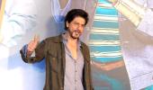 Video: Guess who Shah Rukh's movie date is?