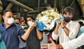 Ranbir performs last rites at Rajiv Kapoor's funeral