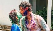 Sunny Leone's Holi kiss!