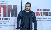 Who is Salman partying with?