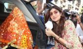 Shilpa Shetty brings Lord Ganesha home