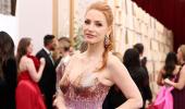 STUNNING! Jessica Chastain on the Oscars red carpet