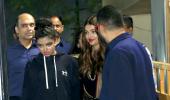 Aishwarya-Abhishek Cheer For Aaradhya