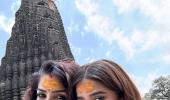 Raveena-Rasha Seek Blessing